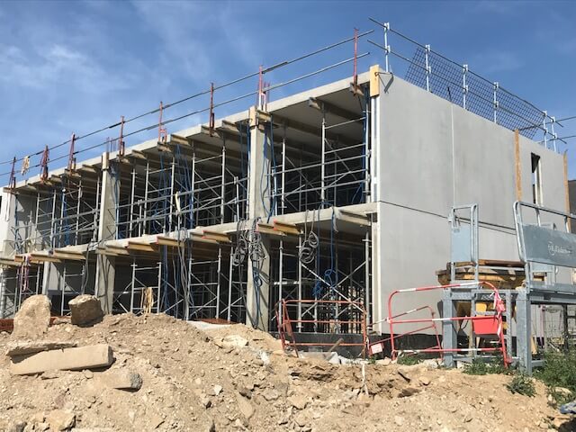 construction-du-premier-batiment-du-chantier-de-limt-de-brest